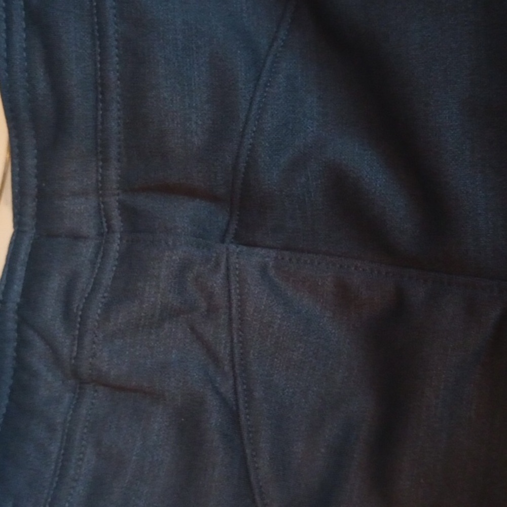 Hollywood (Dillard's) Shorts. NWT - Picture 7 of 7
